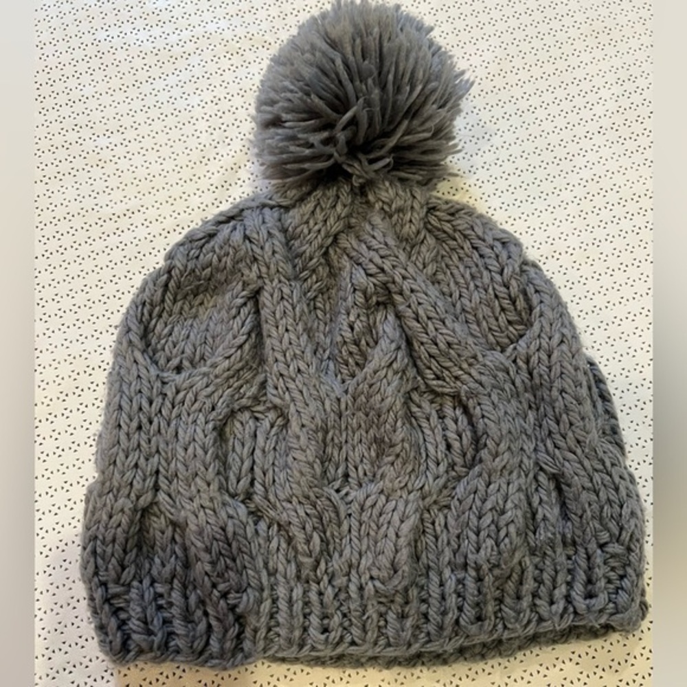 SALE !!!!Grey Cable Knit Beanie Cap With Pom Pom